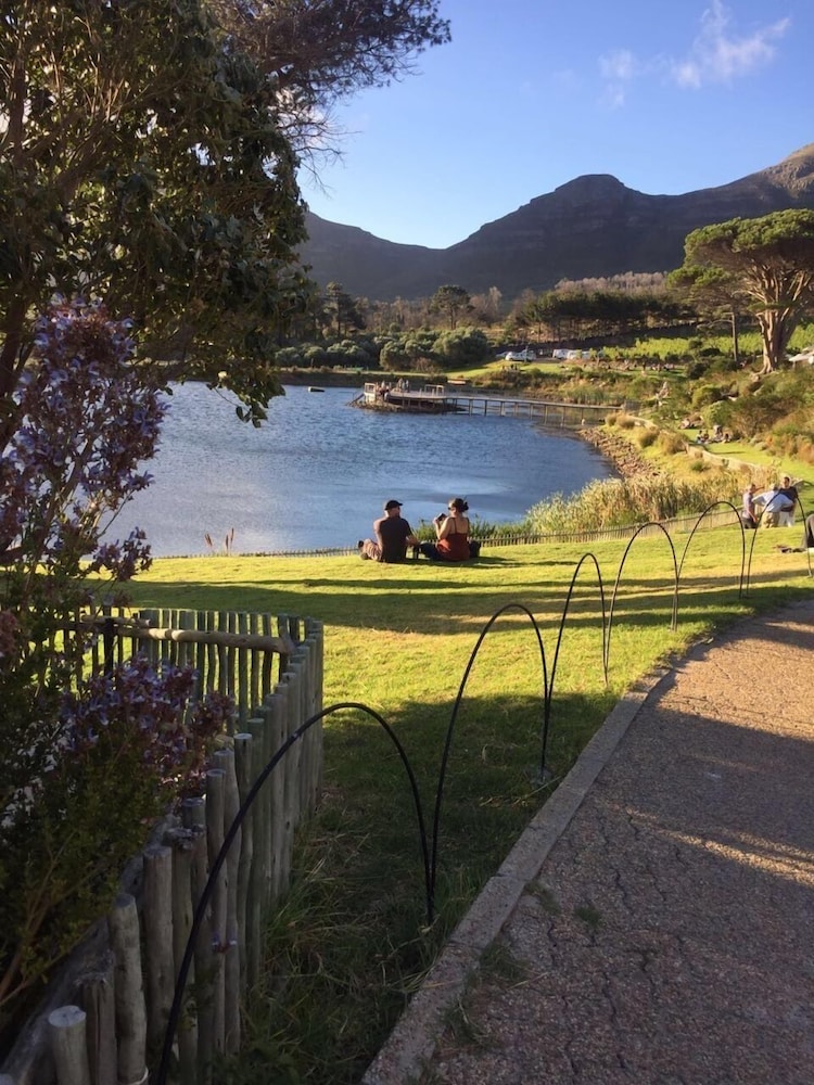 Abington Manor - Fish Hoek Guesthouse