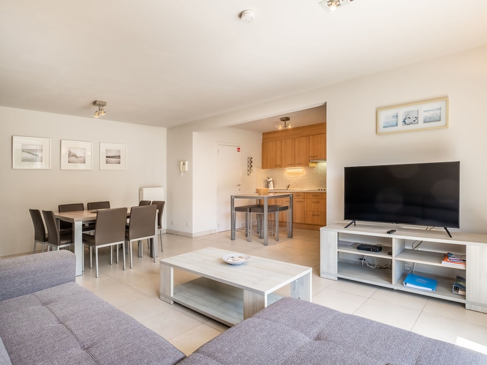 Apartment in St-idesbald Near the Sea