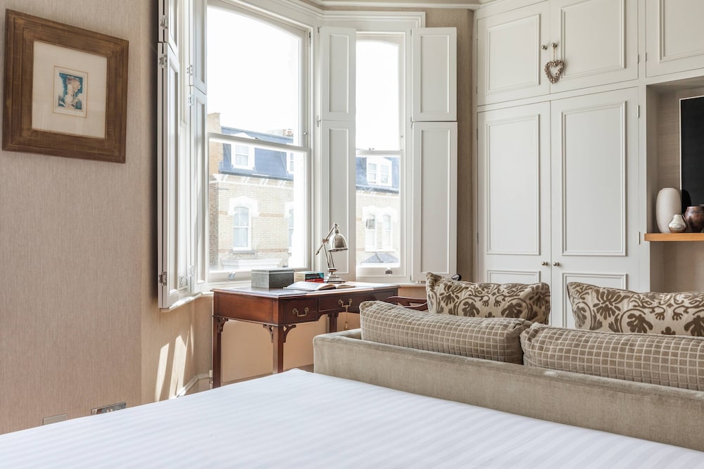Lilyville Road III by Onefinestay