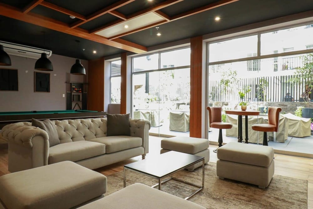 lounge