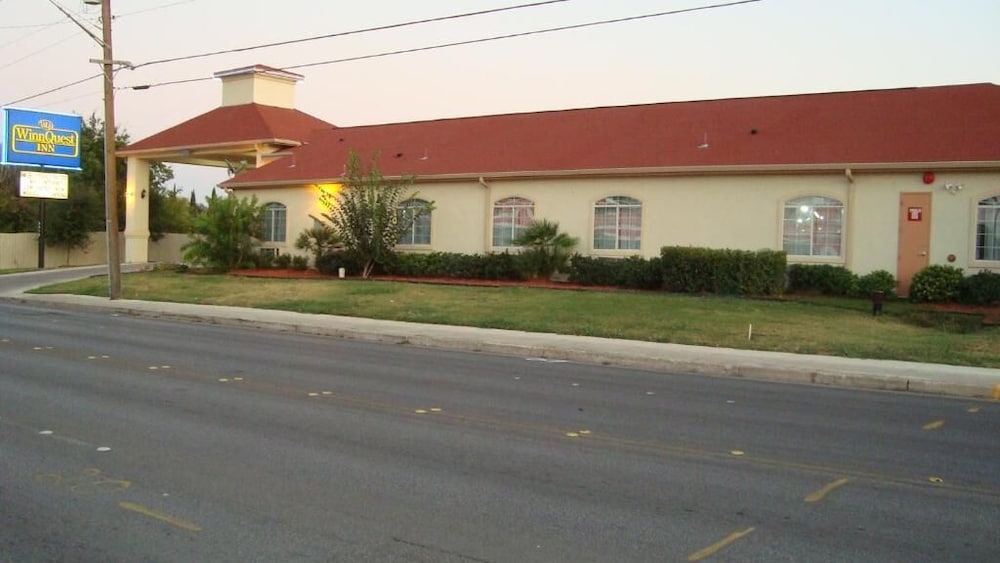 Photo 41