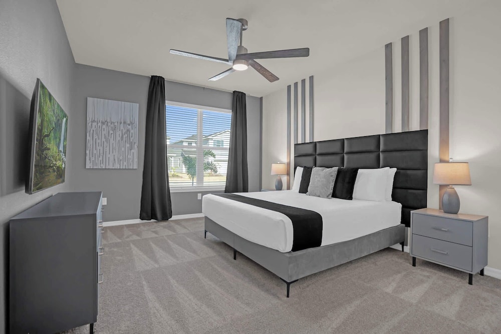 Upstay: Family Retreat w Pool, Cinema & Games Room