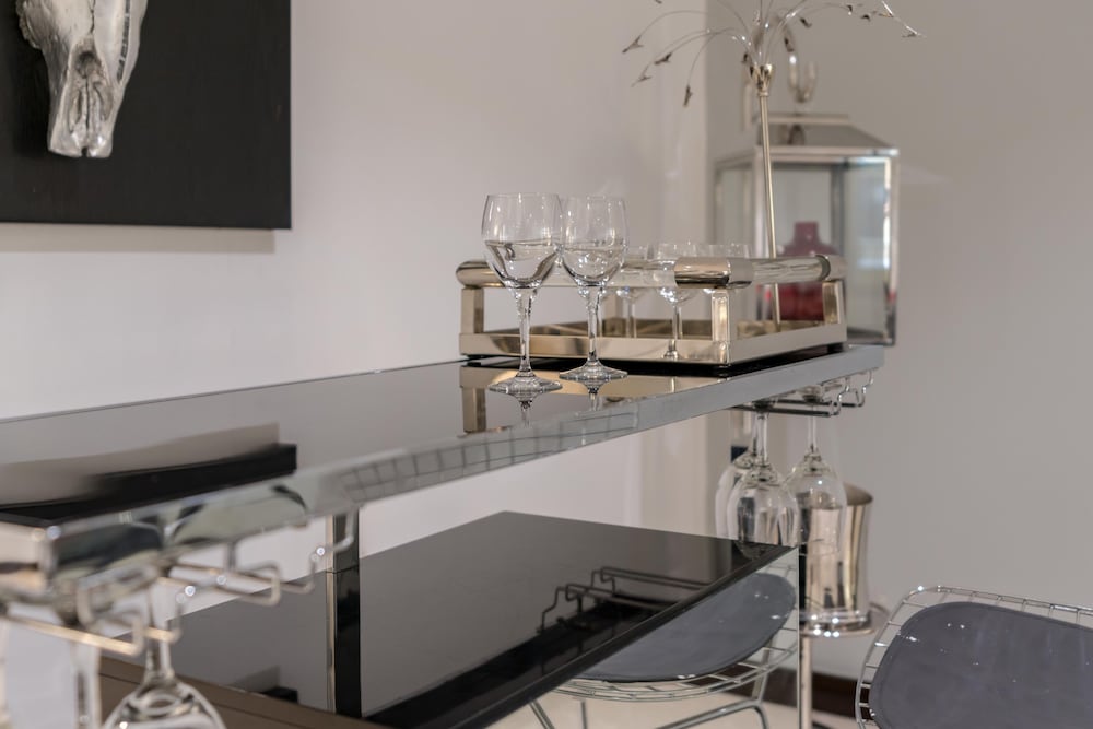 Lux BnB Duplex Casa Private Garden JBR