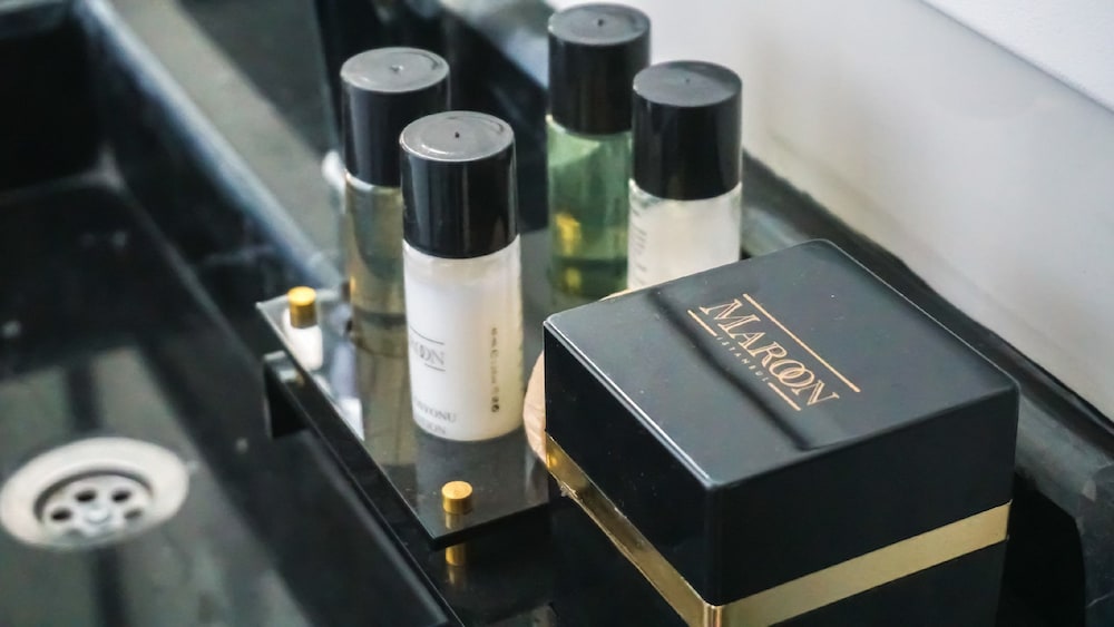 Maroon Tomtom - Image 27