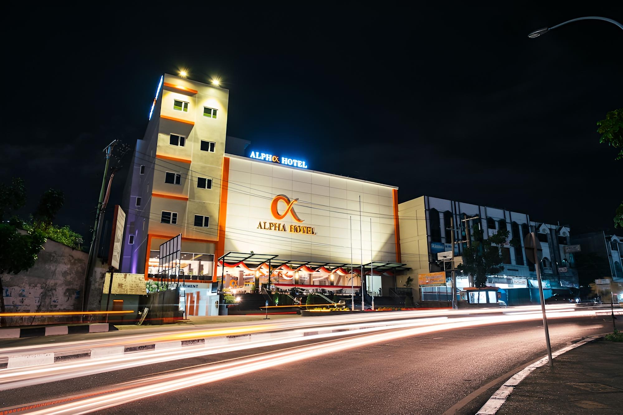 Alpha Hotel