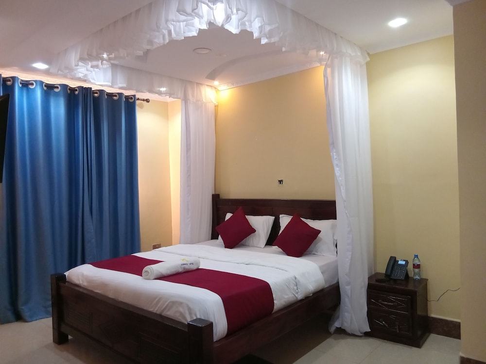 Keriwest Hotel