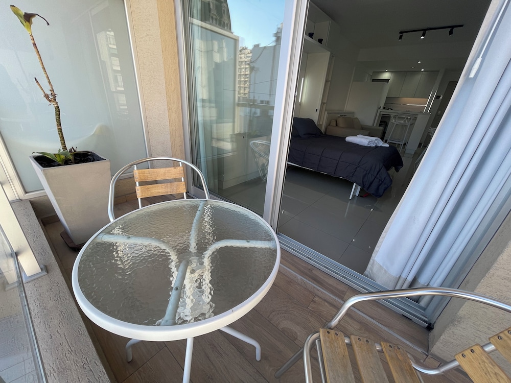 Ayres Suites Moreno