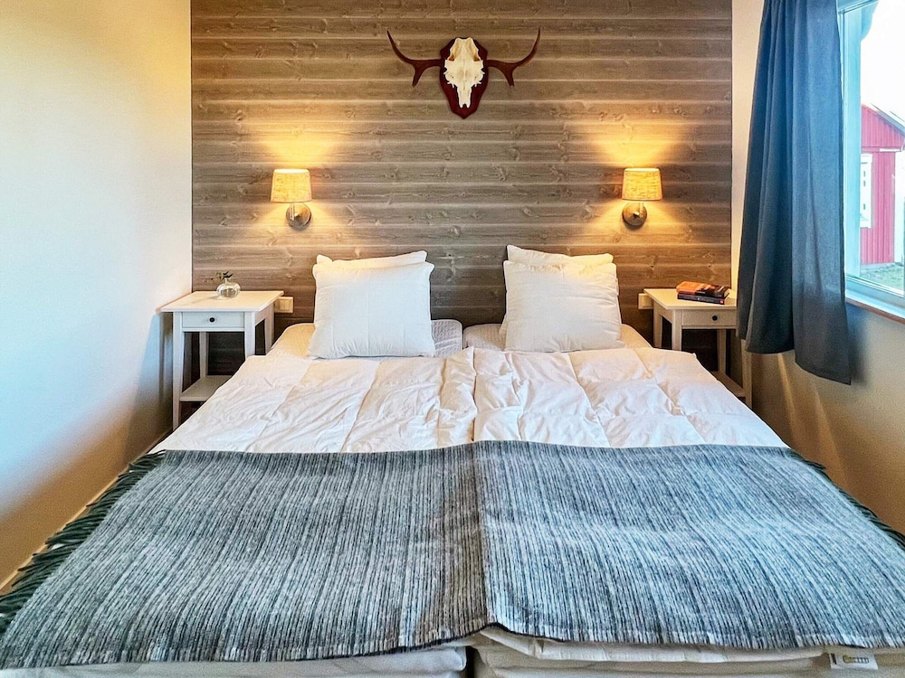 6 Person Holiday Home in HOK view 3