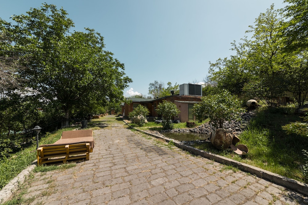 Organic House & Aquapark