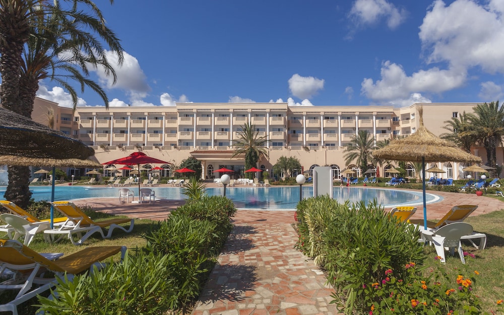 Tabarka Vacations - Itropika Hotel - Property Image 4
