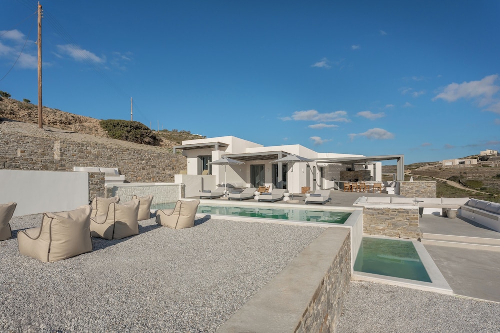 AVERA VILLAS