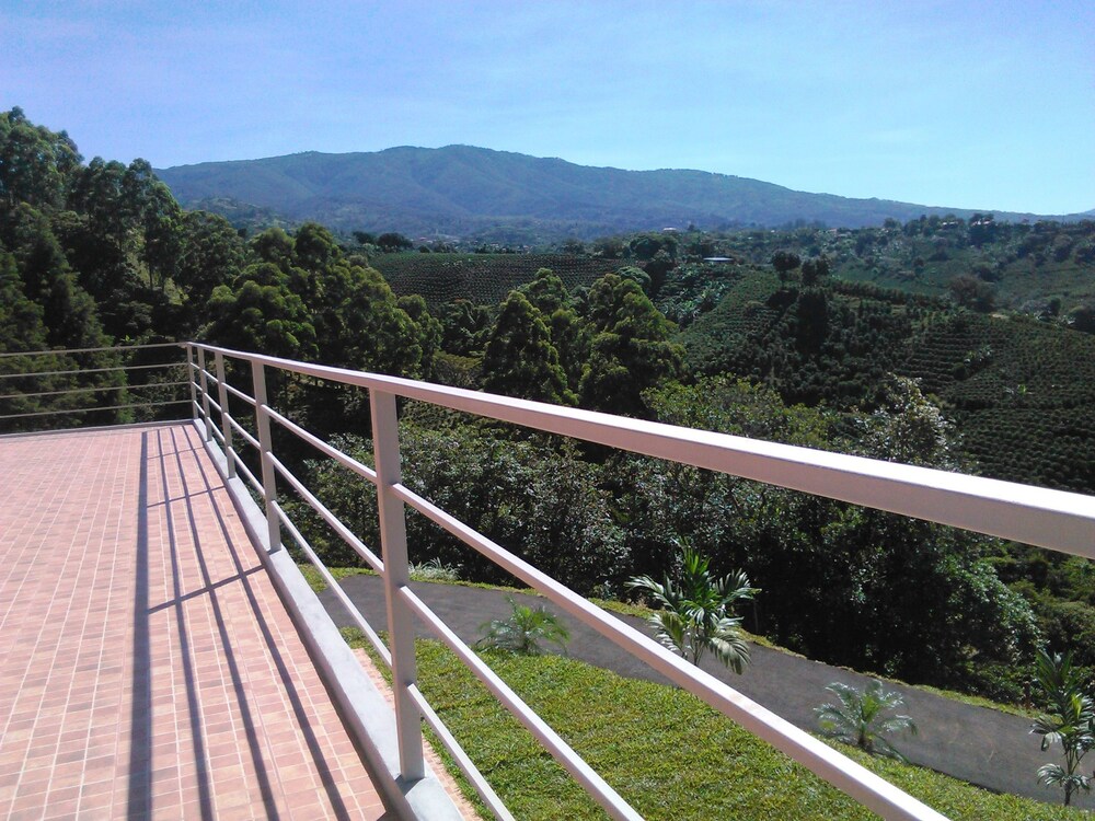 Super Costa Rica