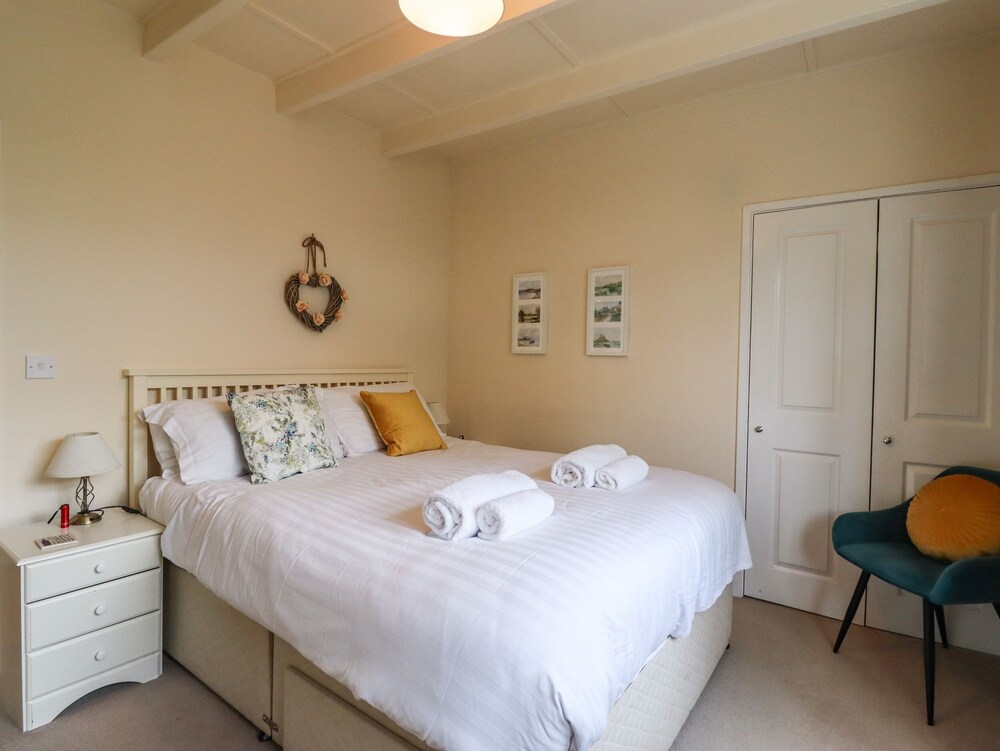 Sunshine Cottage