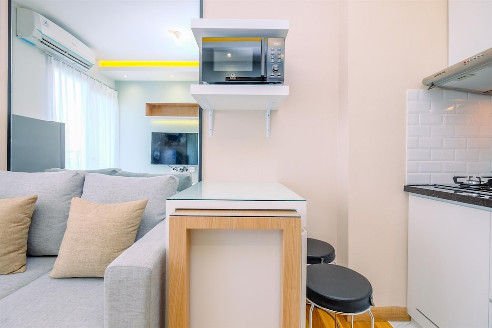 Minimalist and Cozy Stay 2BR Podomoro Golf View Apartment