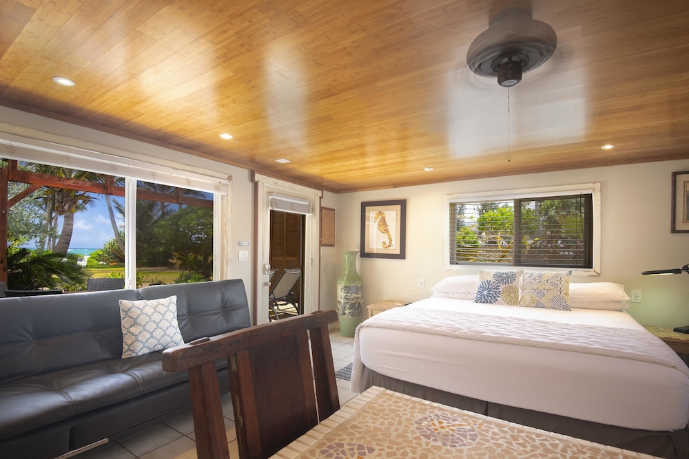 Tiki Moon Villas
