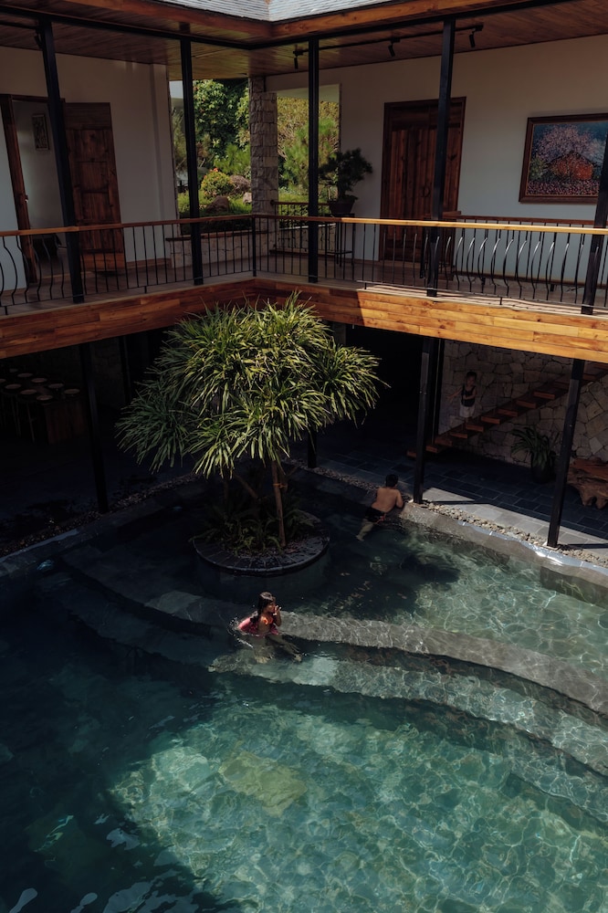 Shohin Garden Healing Villa
