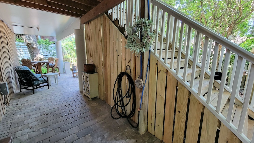 1616 Jones Avenue by Tybee Vacation Rentals
