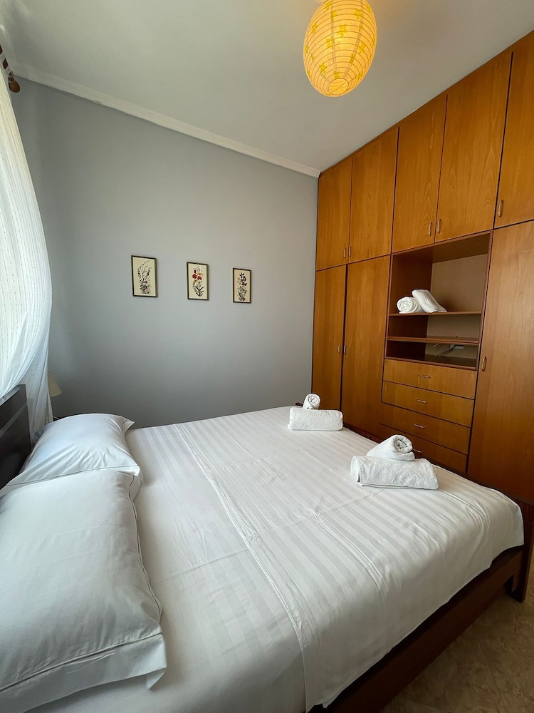 ERAL Apart-Hotel