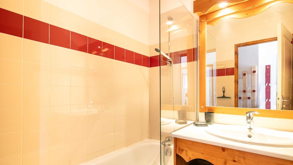Apartment for 6 Guests, Chamrousse