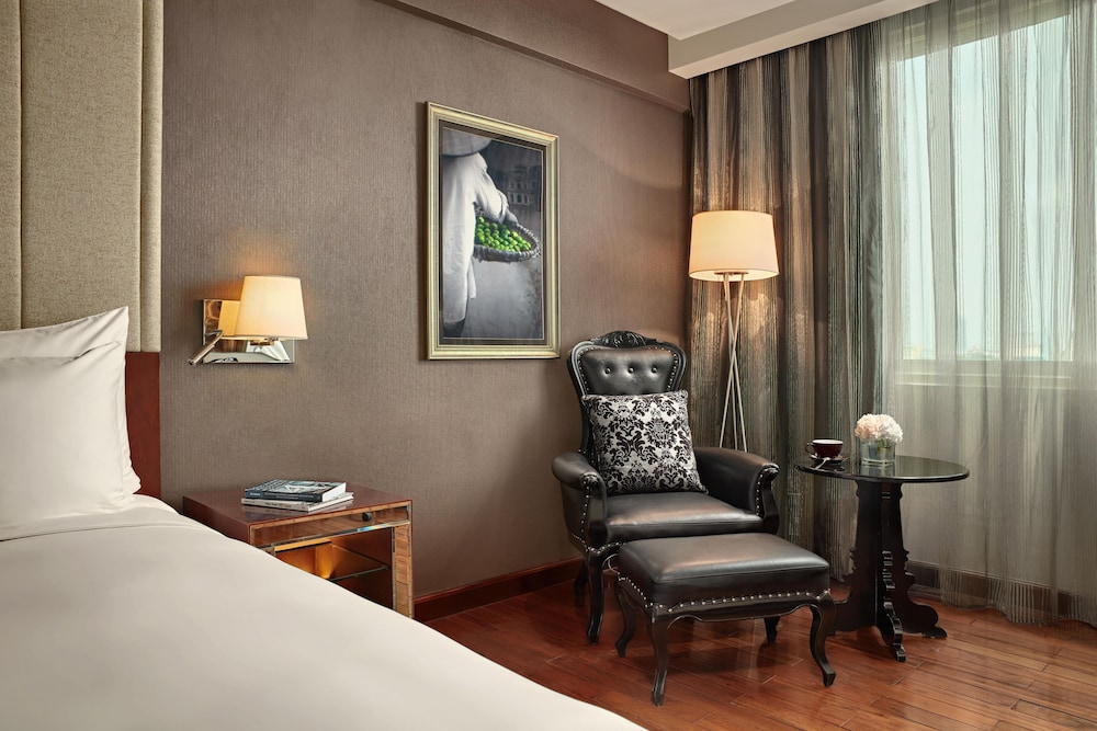 Mövenpick Hotel Hanoi Centre 22