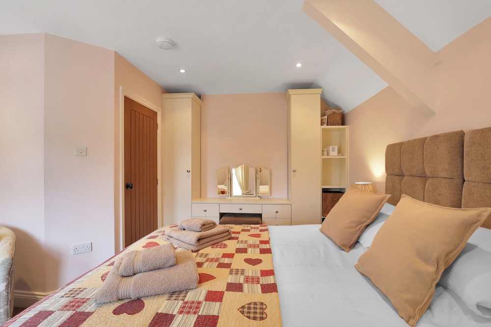 Oak Cottage - North East Escapes