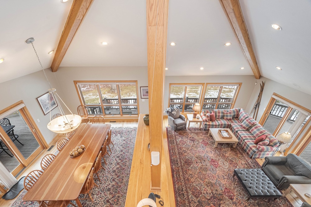 Ketchum Vacations - Bright Ketchum Retreat w/ Views  Private Hot Tub! - Property Image 8