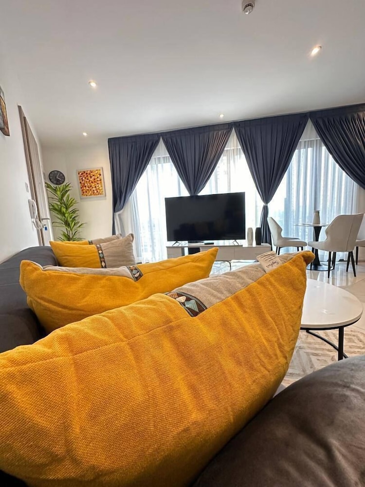 The Loxwood House Royal Luxury Suites