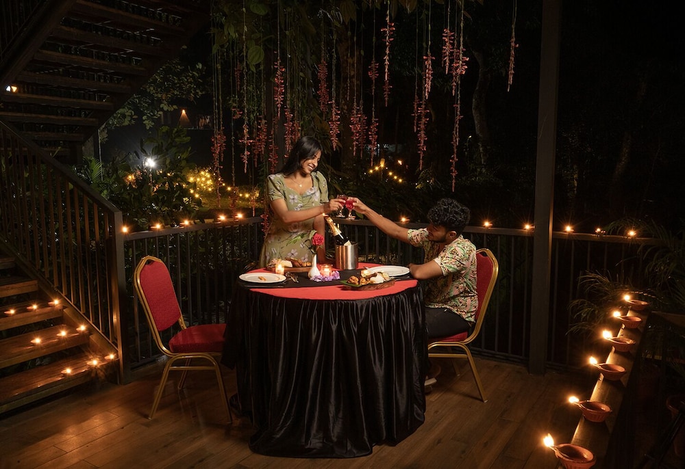 Crystal Kuruva Nature Resort & Spa