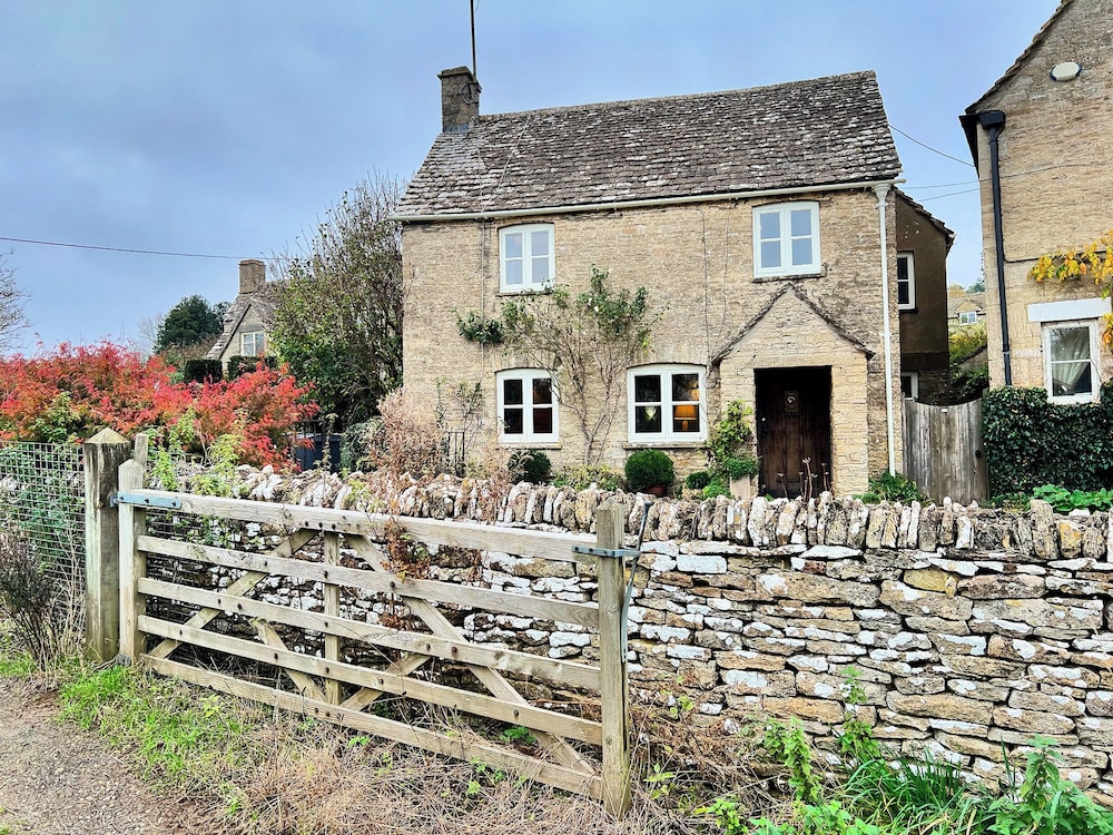 Meadow View Cottage