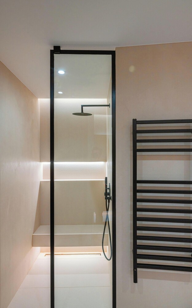 Elia Cove Luxury Villa II