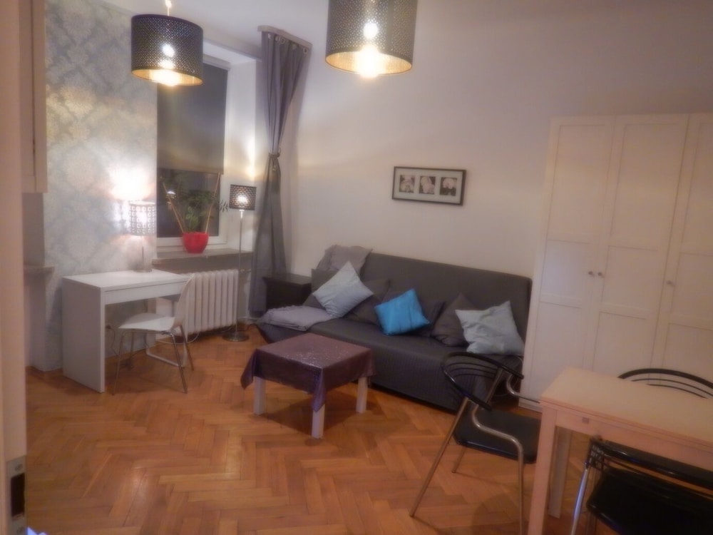 Chmielna Rooms Apartment view 5
