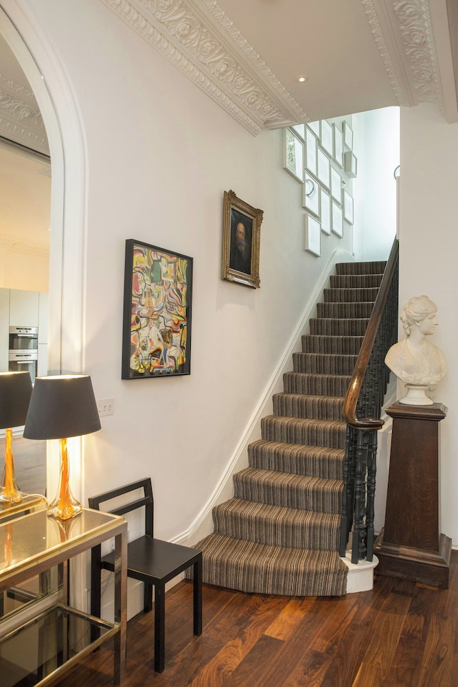 Leamington Road Villas II by Onefinestay