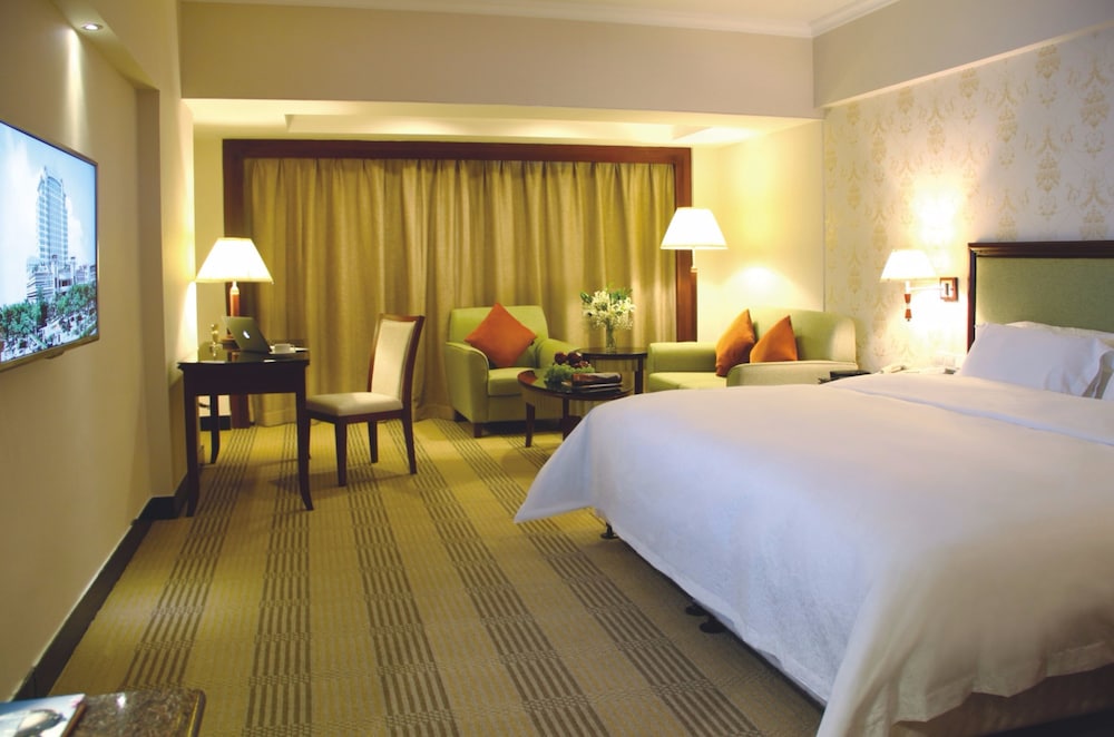 Bolton Hotel Dongguan view 2