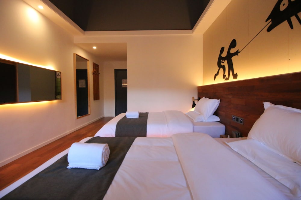 Lijiang Shuhe Travelling With hotel