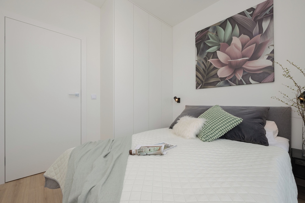 Apartment Mokotów by Renters Prestige view 3