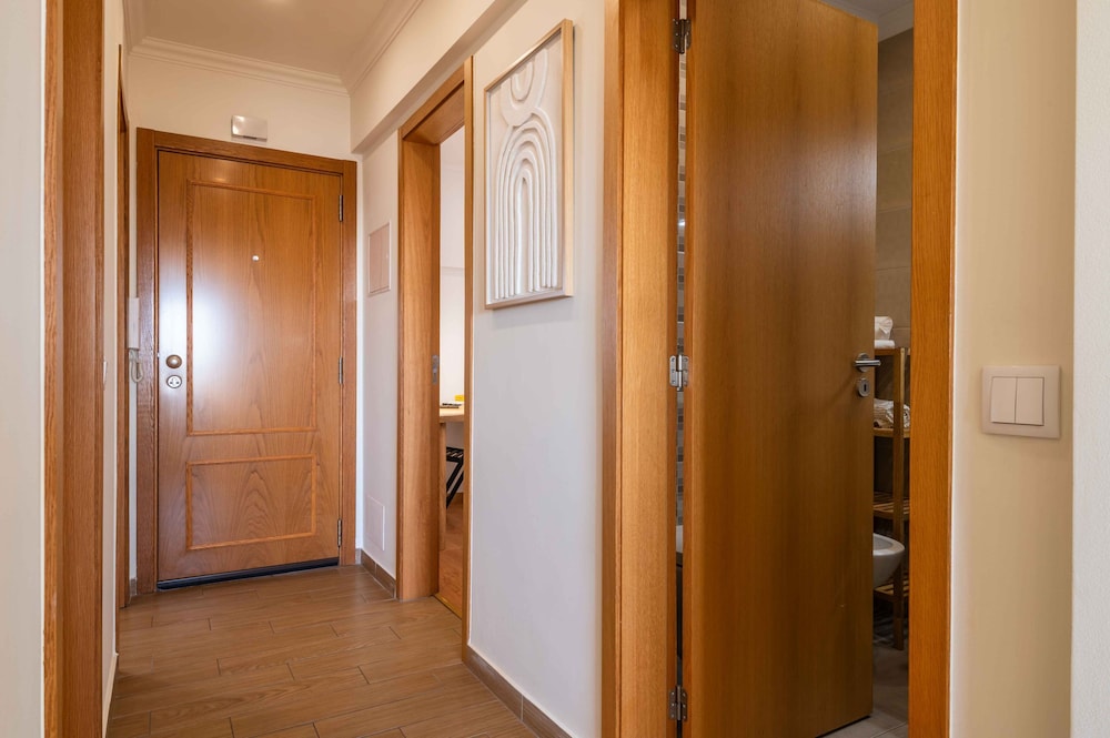 Montechoro Sea View 3 Bedroom Apartment