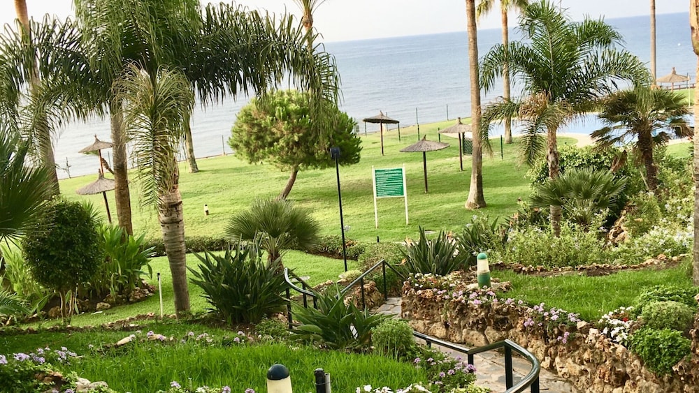 MI CAPRICHO C11 luxury apartment by the Sea