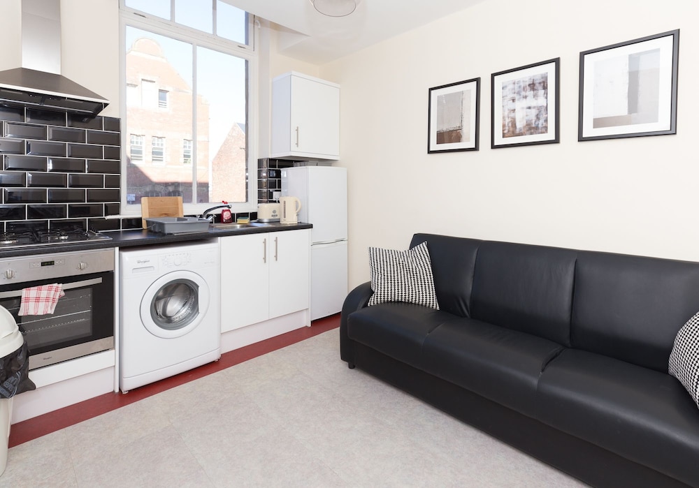 Gateshead Vacations - The Apartment Company - Property Image 3
