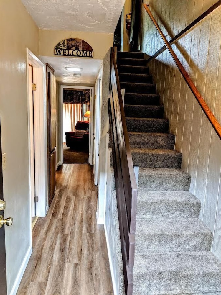 Snow Summit Townhouse Rentals & Sales