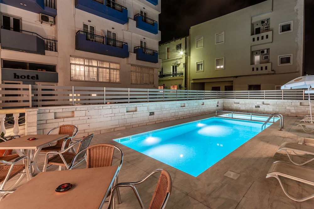 Irini Apartments