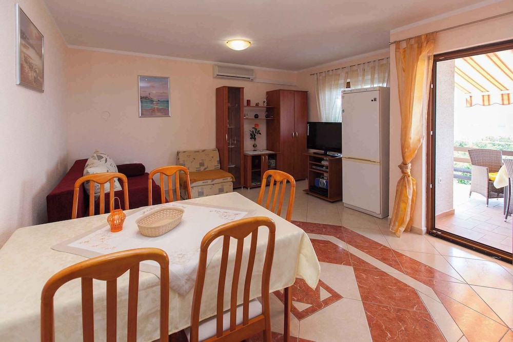 Apartment in Jadranovo 13934