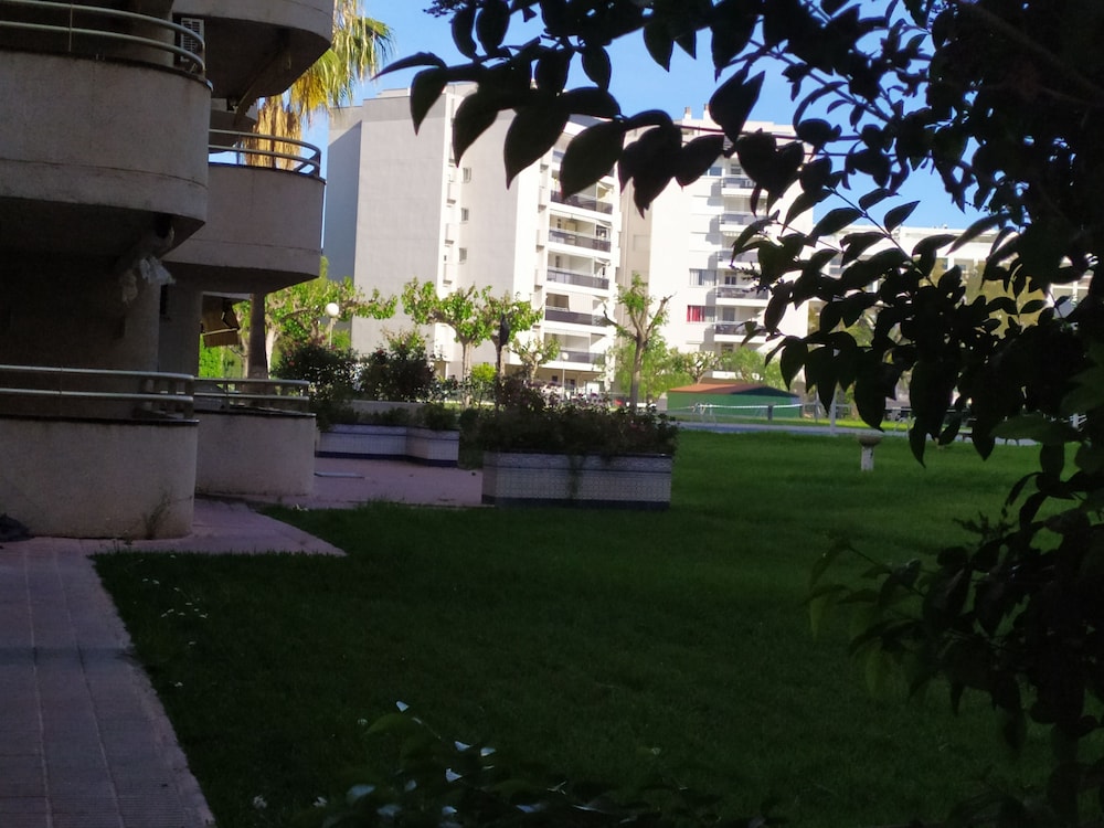 Jerez Plaza Europa Urbanization Costa Dorada- Salou