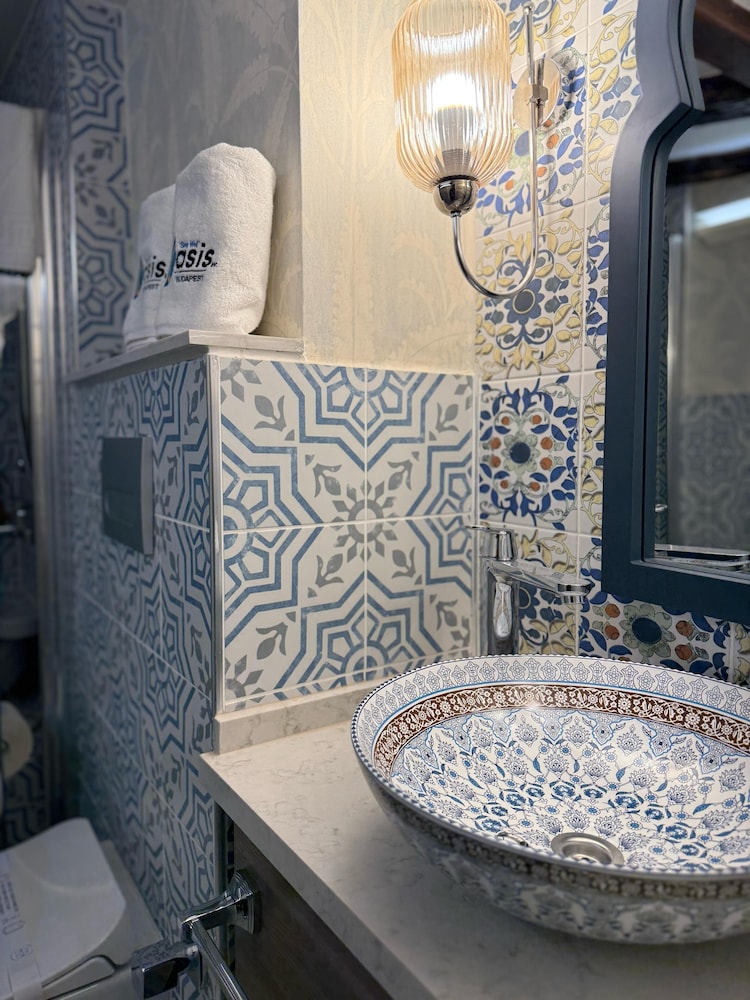 Oasis Inn Budapest