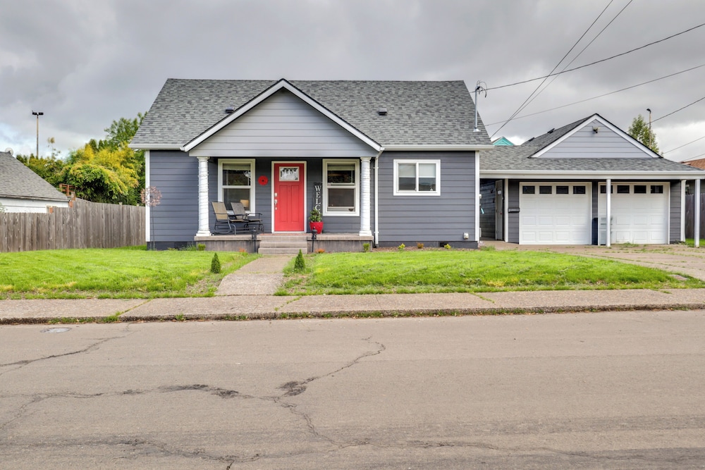 Charming Mcminnville Home - Walk to Wineries! view 5