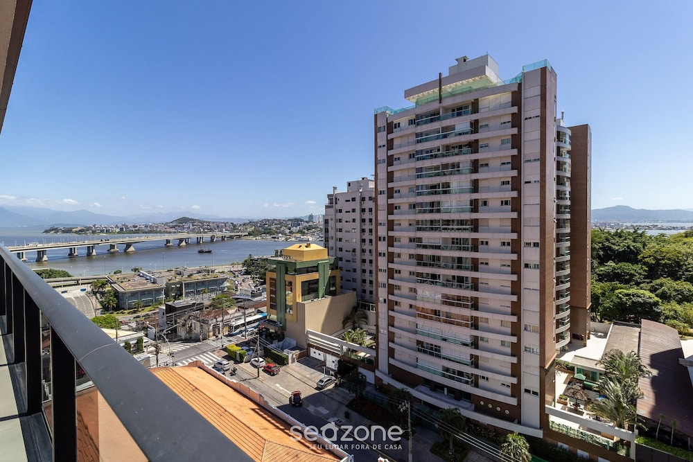 TVT - Luxury Studios in the Center of Florianopolis