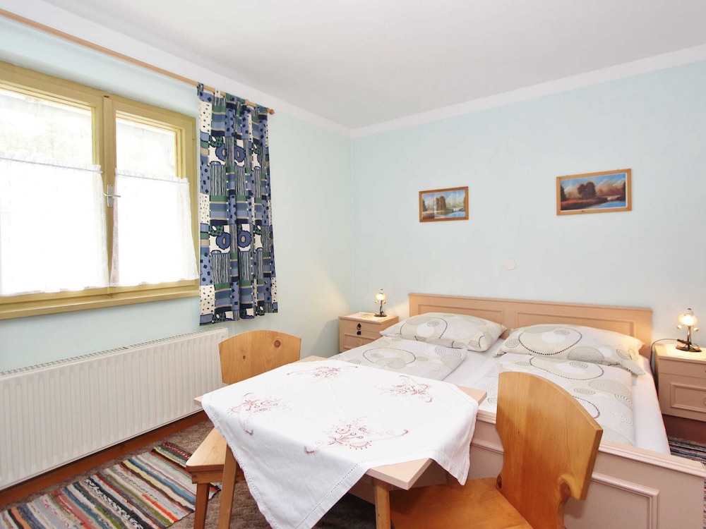 Cosy Apartment in Neukirchen near Krimmler Waterfalls view 3