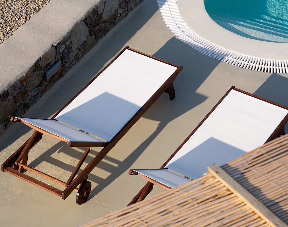 Dipolis Apartments view 5