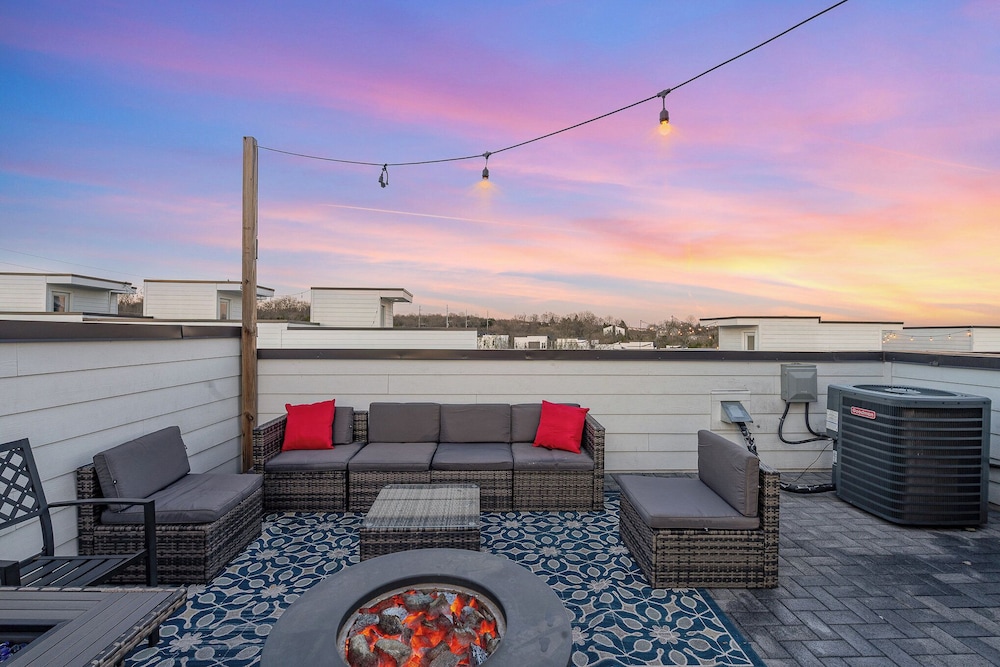 Nashville Nest - Rooftop Patio - Mins To Broadway