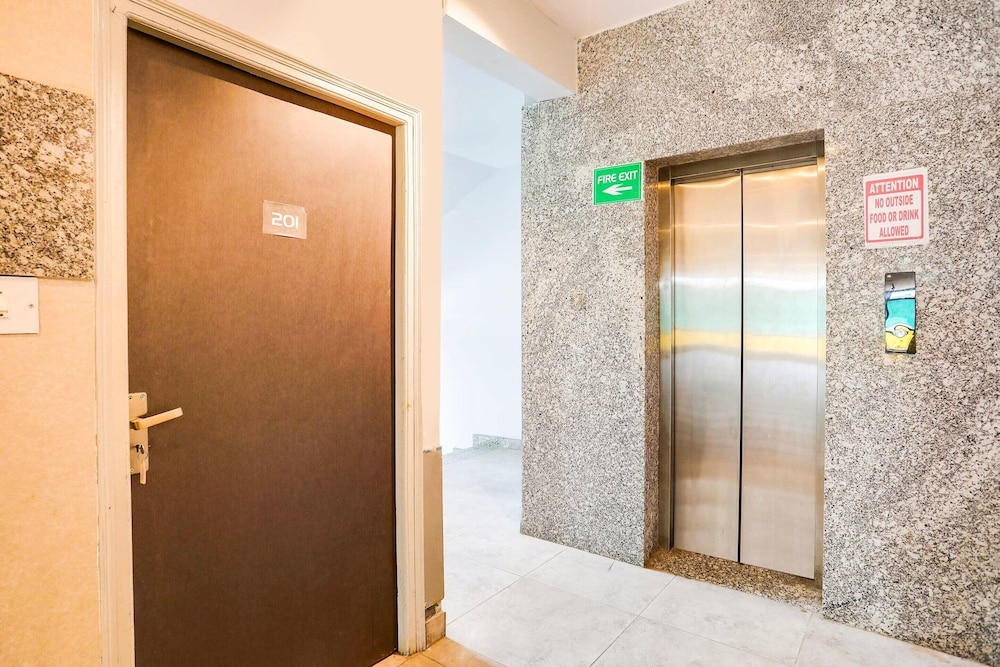 Stylish Stays Near Isbt Dehradun