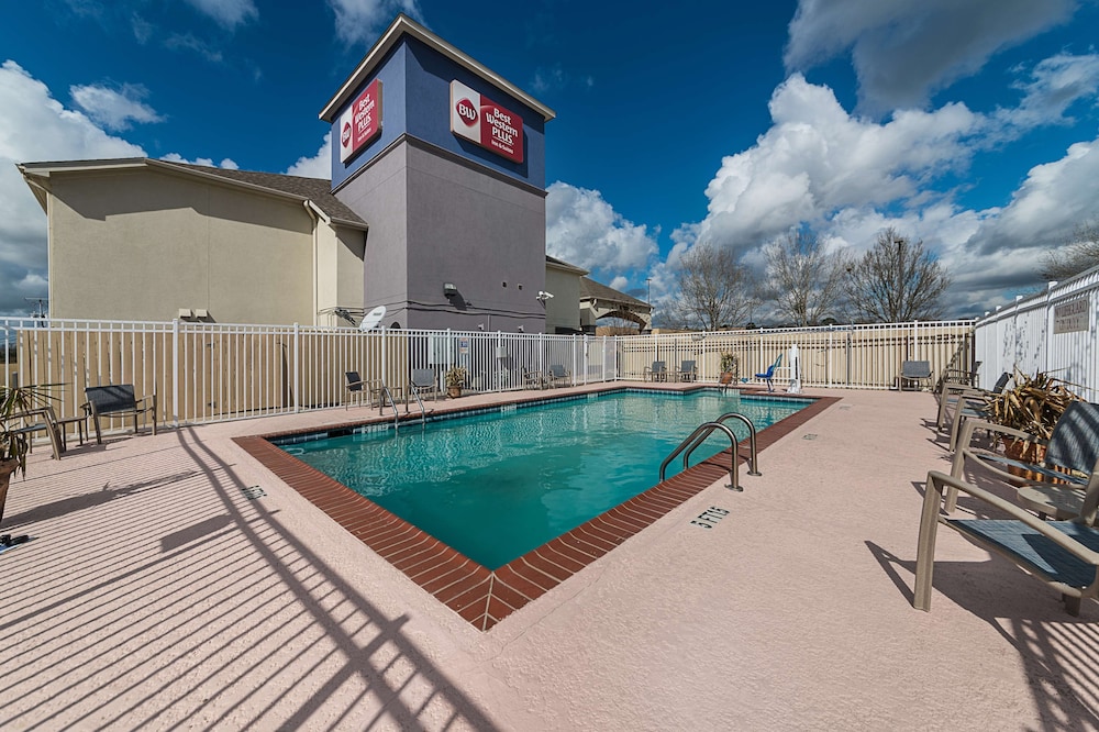 Best Western Plus Deridder Inn  Suites - Property Image 7